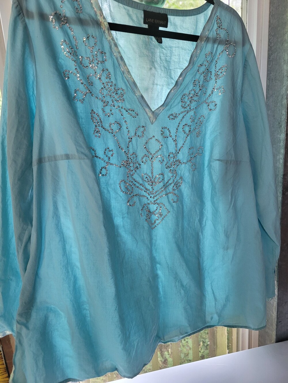 Lane Bryant 22/24 Turquoise Beaded V-Neck Tunic